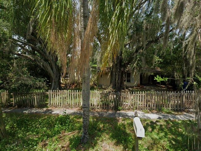 House image located at Lutz, FL 33558