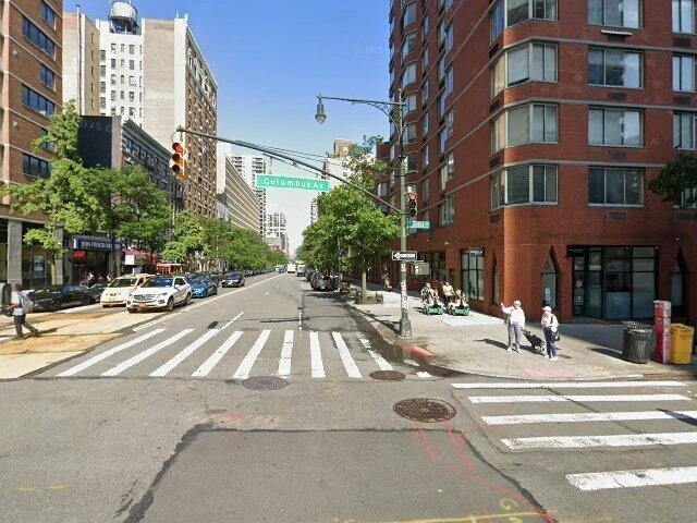 House image located at Akron, OH 44306