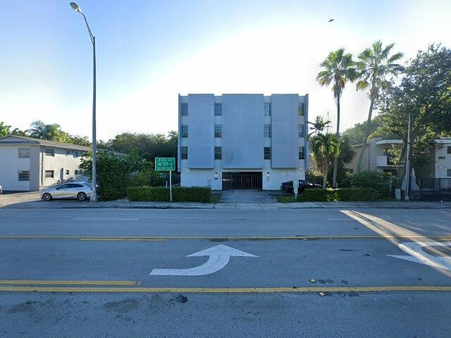 House image located at Miami, FL 33161