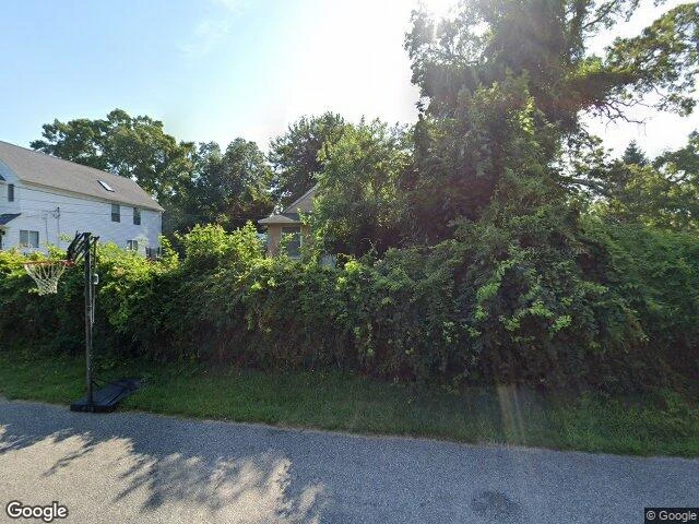 House image located at Mastic Beach, NY 11951