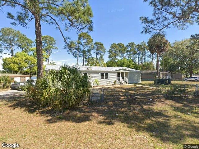 House image located at Crescent City, FL 32112