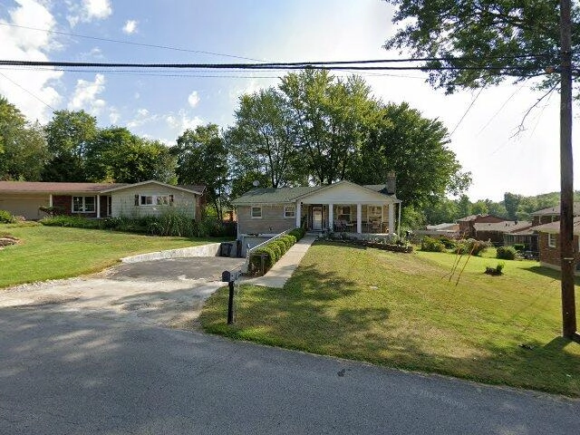 House image located at Louisville, KY 40214