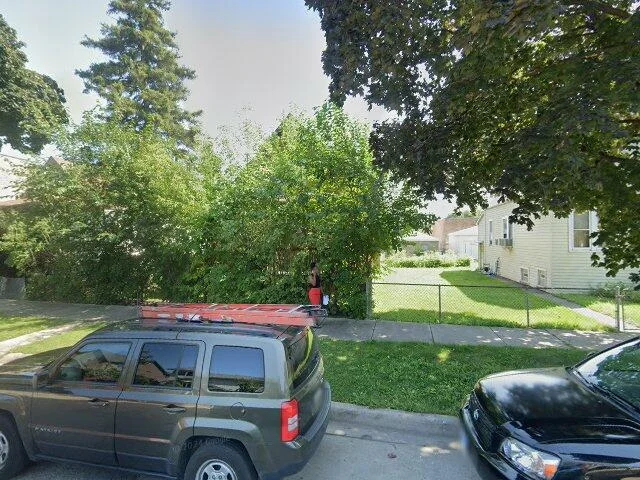 House image located at Chicago, IL 60630
