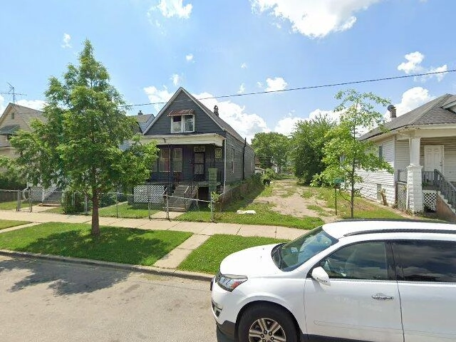 House image located at Chicago, IL 60636