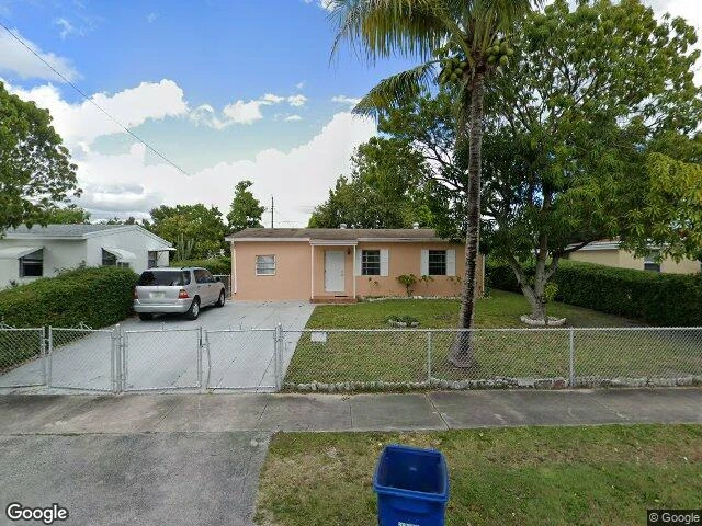 House image located at Miami, FL 33162