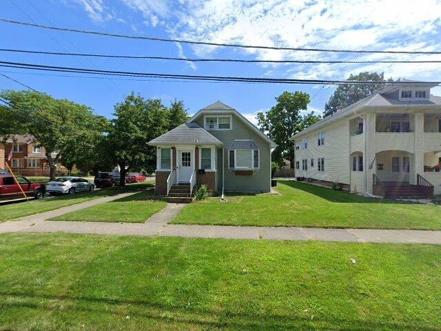 House image located at Waukegan, IL 60085