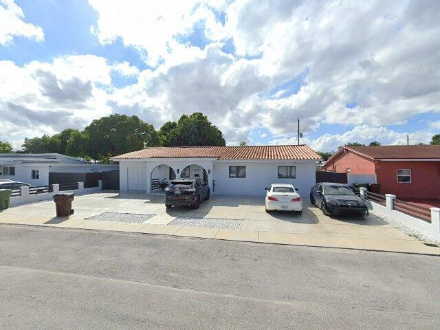 House image located at Hialeah, FL 33013