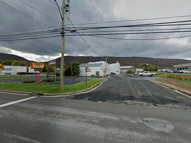 House image located at Holcomb, KS 67851