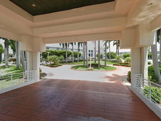 House image located at Saint Petersburg, FL 33715