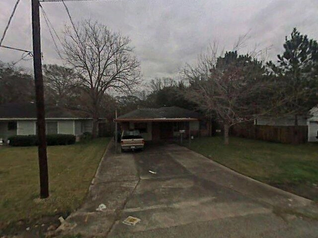 House image located at Alvin, TX 77511