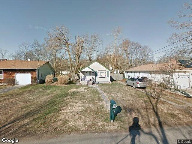 House image located at Mastic Beach, NY 11951