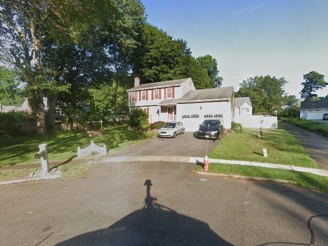 House image located at Meriden, CT 06450