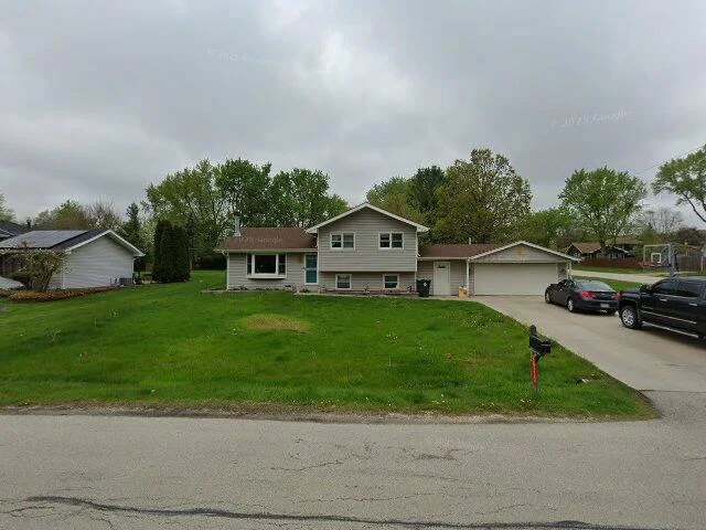 House image located at West Chicago, IL 60185