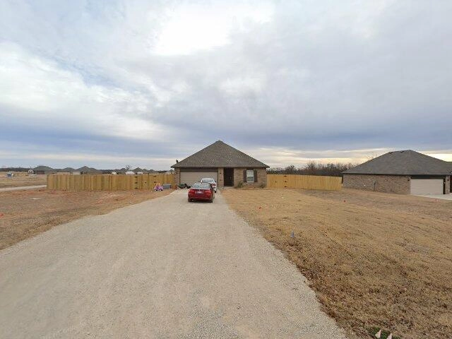House image located at Mcloud, OK 74851