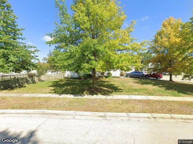 House image located at Elgin, IL 60123