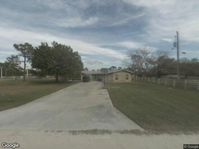 House image located at North Fort Myers, FL 33917