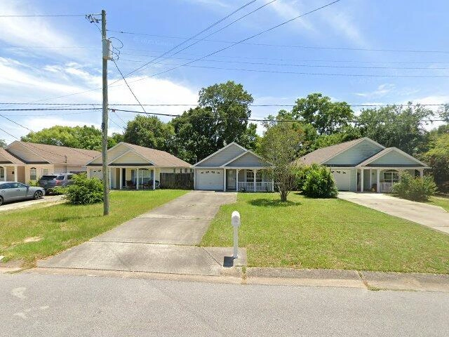 House image located at Pensacola, FL 32503