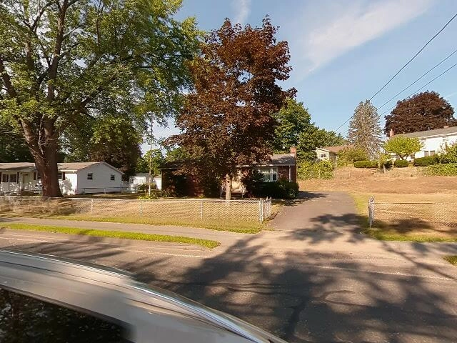 House image located at Shafter, CA 93263
