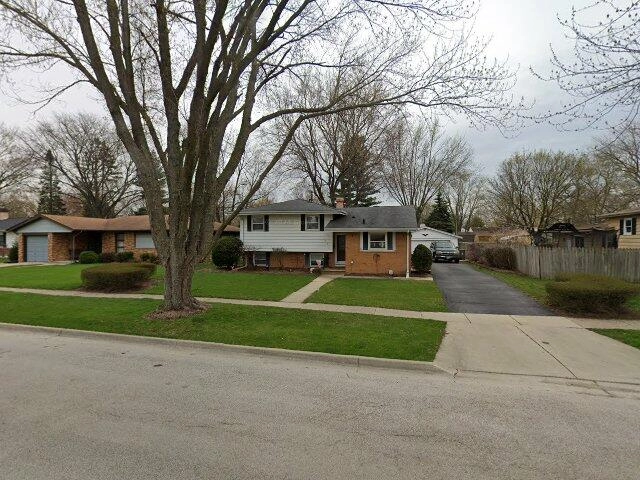 House image located at Elgin, IL 60120