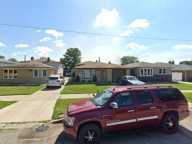 House image located at Chicago, IL 60652