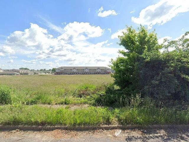 House image located at Warren, OH 44484