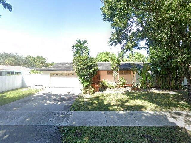 House image located at Hialeah, FL 33014