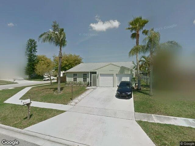 House image located at Lake Worth, FL 33467