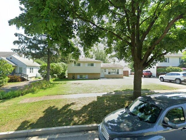 House image located at Clovis, CA 93611