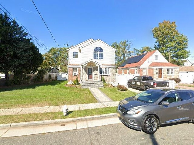 House image located at Wallingford, CT 06492