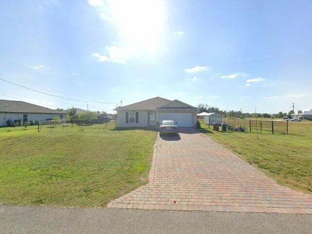 House image located at Cape Coral, FL 33909