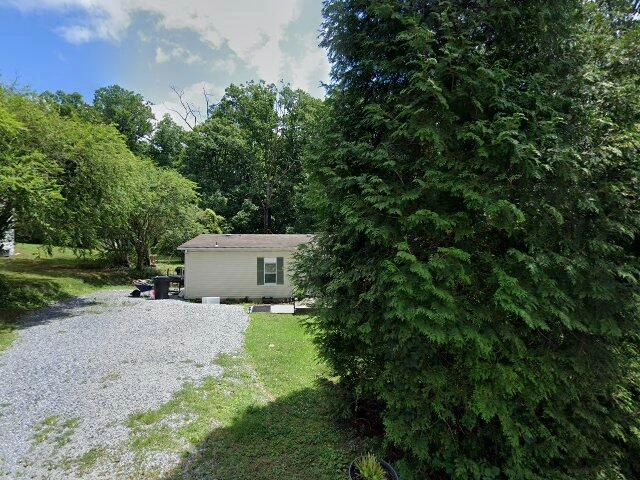 House image located at Salem, VA 24153