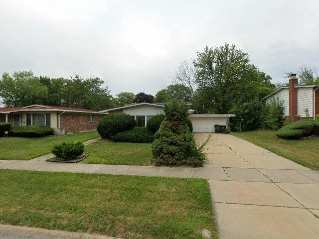 House image located at Glenwood, IL 60425