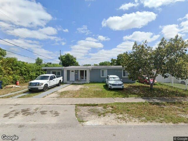 House image located at Miami, FL 33165