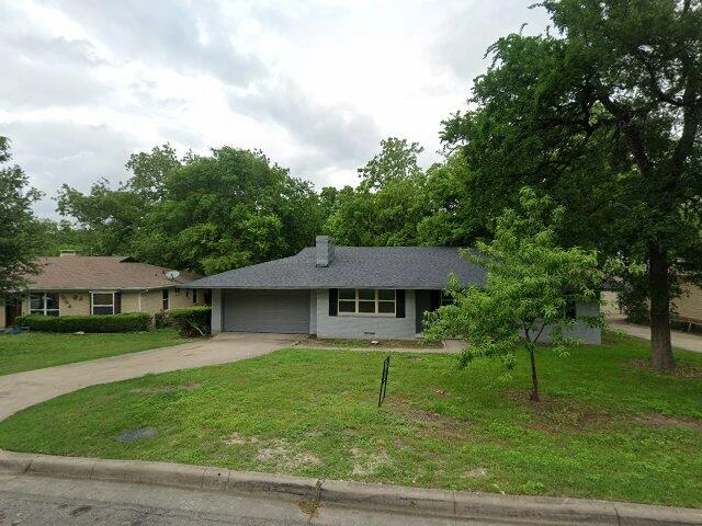 House image located at Dallas, TX 75227