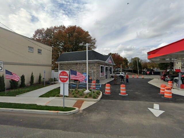 House image located at Whiting, IN 46394