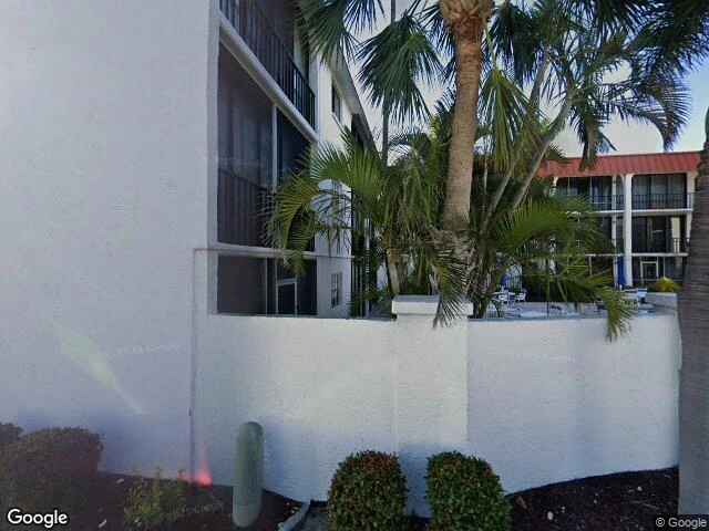 House image located at Seminole, FL 33772