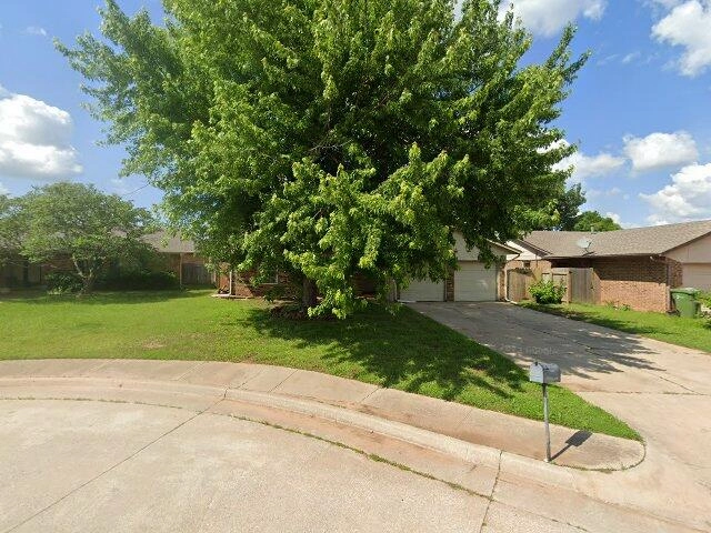 House image located at Yukon, OK 73099