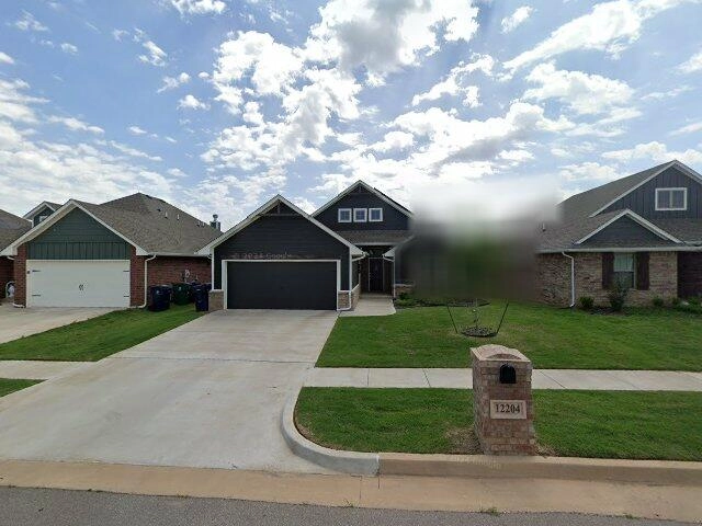 House image located at Yukon, OK 73099