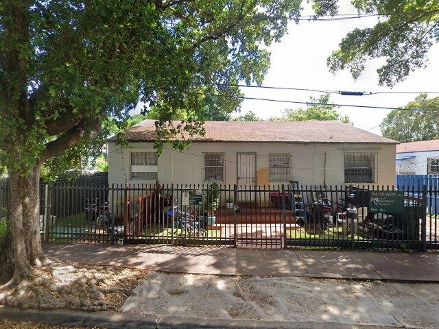 House image located at Miami, FL 33127