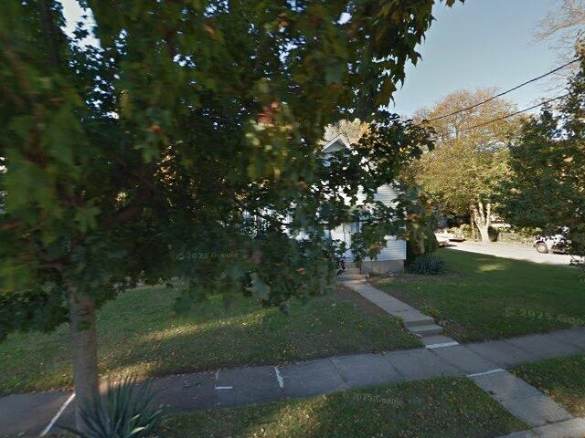 House image located at Freeport, NY 11520