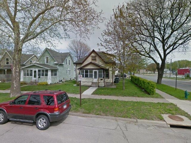 House image located at Cedar Rapids, IA 52404