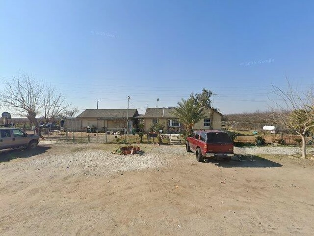 House image located at Caruthers, CA 93609