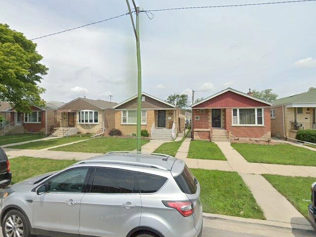 House image located at Chicago, IL 60652