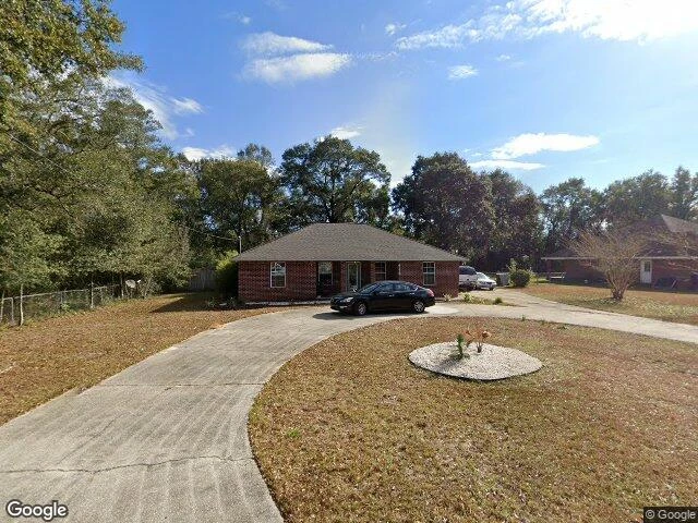 House image located at Milton, FL 32583