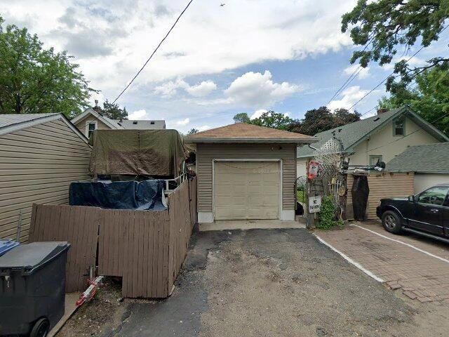 House image located at Minneapolis, MN 55412