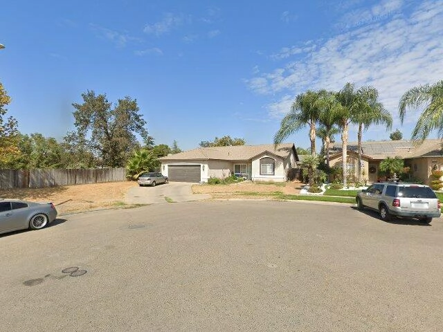 House image located at Tulare, CA 93274