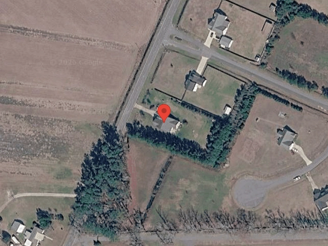 House image located at Burgaw, NC 28425