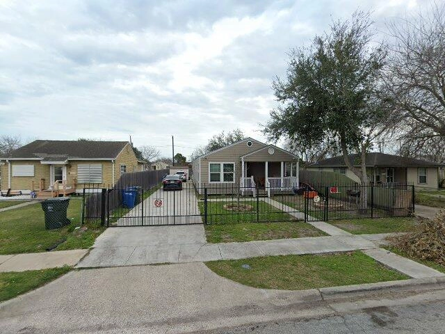 House image located at Corpus Christi, TX 78405