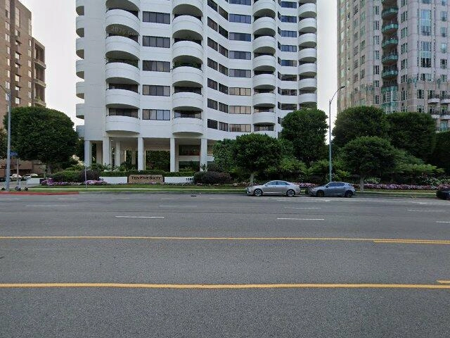House image located at Los Angeles, CA 90024