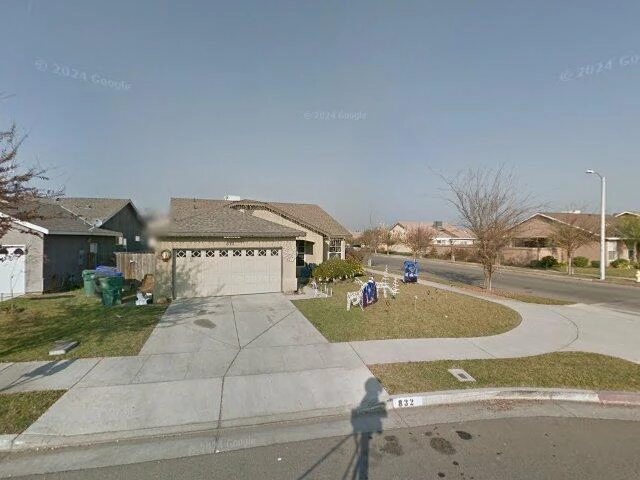 House image located at Farmersville, CA 93223